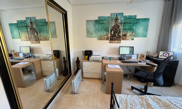 Herverkoop - Apartment - Guardamar del Segura - El Moncayo