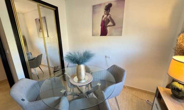 Herverkoop - Apartment - Guardamar del Segura - El Moncayo