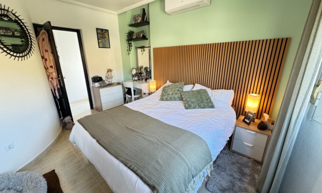 Herverkoop - Apartment - Guardamar del Segura - El Moncayo