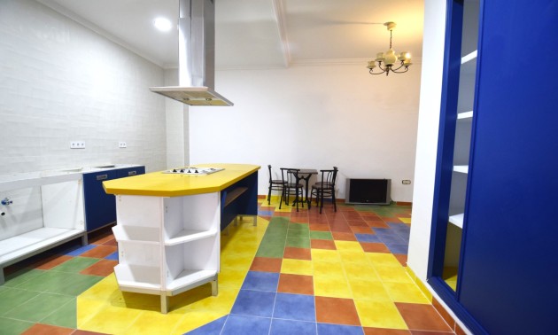 Herverkoop - Apartment - Guardamar del Segura - Pueblo