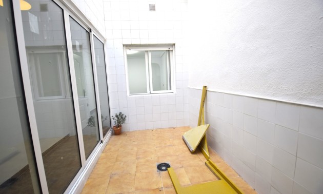 Herverkoop - Apartment - Guardamar del Segura - Pueblo