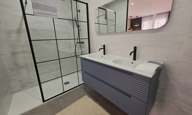 Herverkoop - Apartment - Torrevieja - Puerto