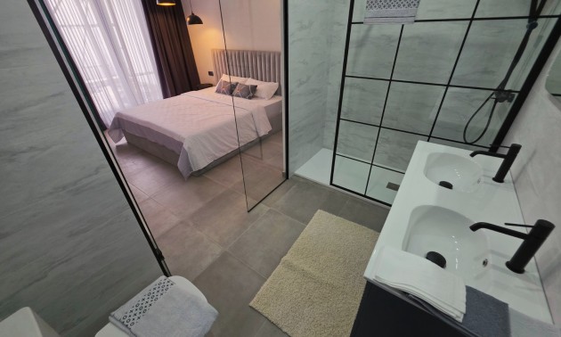 Herverkoop - Apartment - Torrevieja - Puerto