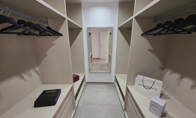 Herverkoop - Apartment - Torrevieja - Puerto