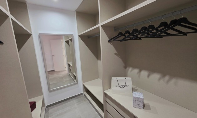 Herverkoop - Apartment - Torrevieja - Puerto