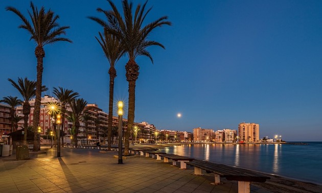 Herverkoop - Apartment - Torrevieja - Puerto