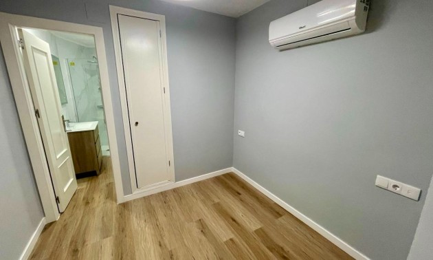 Herverkoop - Apartment - Torrevieja - La Mata