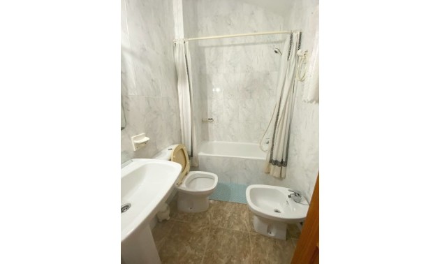 Resale - Townhouse - Los Alcazares