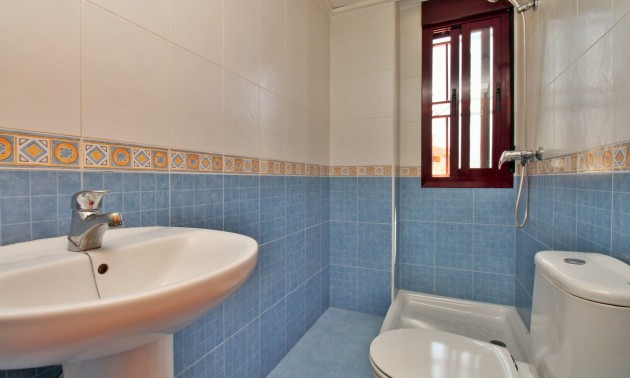Herverkoop - Villa - Orihuela - Los Desamparados