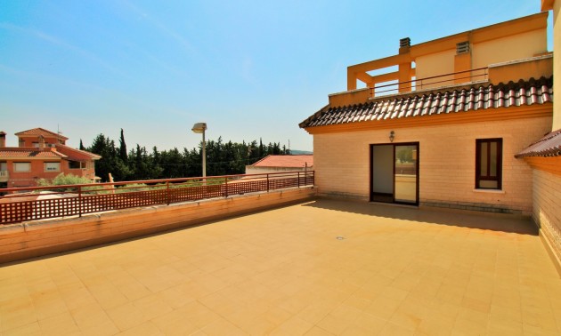 Herverkoop - Villa - Orihuela - Los Desamparados