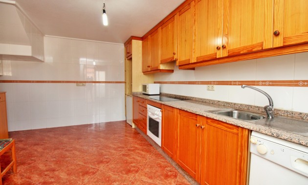 Herverkoop - Villa - Orihuela - Los Desamparados