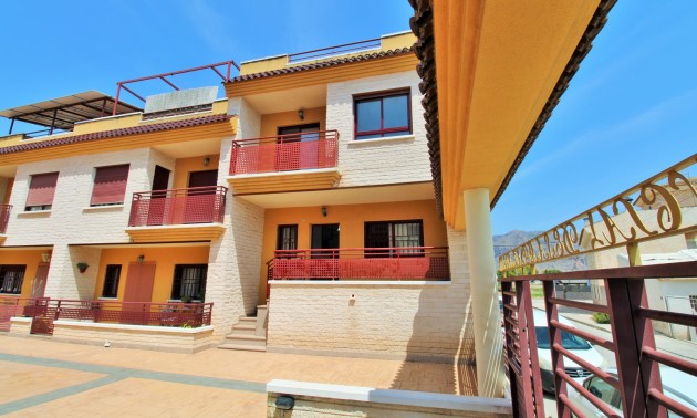 Herverkoop - Villa - Orihuela - Los Desamparados