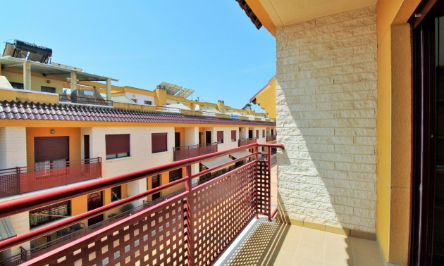 Herverkoop - Villa - Orihuela - Los Desamparados