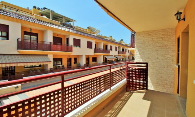 Herverkoop - Villa - Orihuela - Los Desamparados