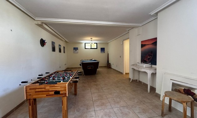 Herverkoop - Villa - Orihuela Costa - Villamartín