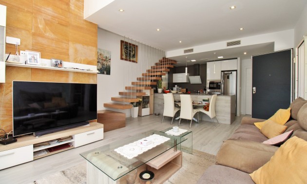 Herverkoop - Villa - Cabo Roig