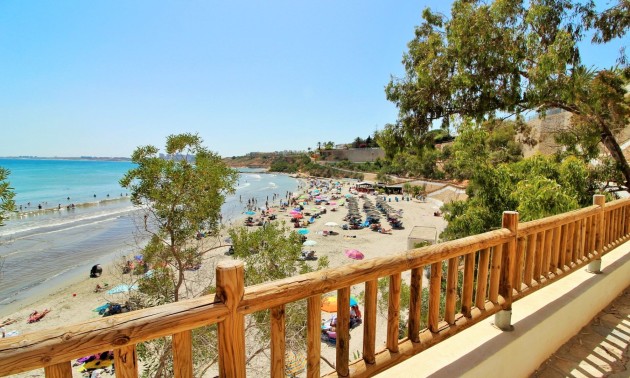 Herverkoop - Villa - Cabo Roig