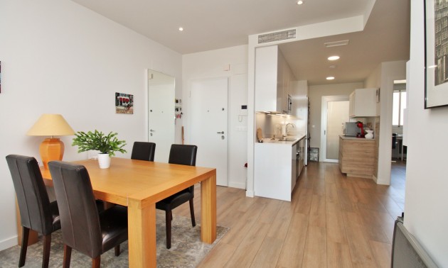 Herverkoop - Apartment - Villamartín - Los Dolses
