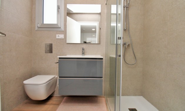 Herverkoop - Apartment - Villamartín - Los Dolses