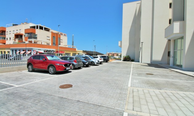 Herverkoop - Apartment - Villamartín - Los Dolses