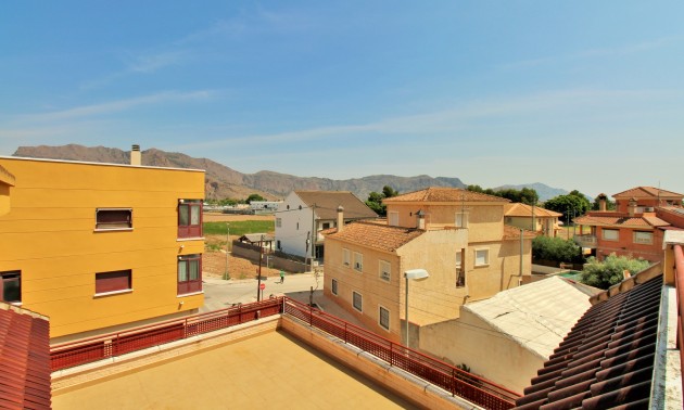 Revente - Maison de ville - Los Desamparados