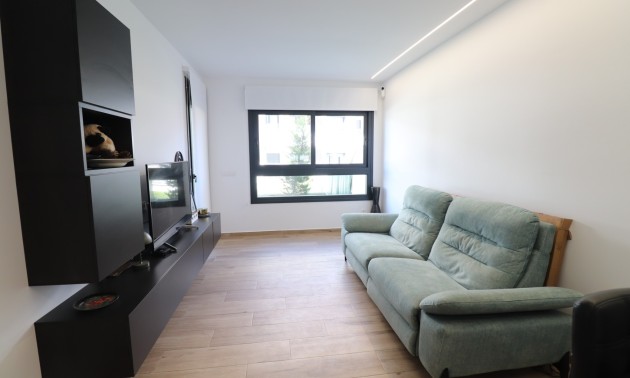 Herverkoop - Apartment - Orihuela Costa - Villamartín