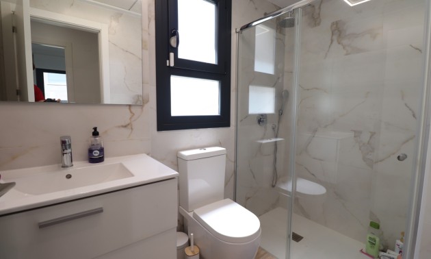 Herverkoop - Apartment - Orihuela Costa - Villamartín
