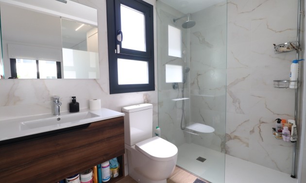 Herverkoop - Apartment - Orihuela Costa - Villamartín