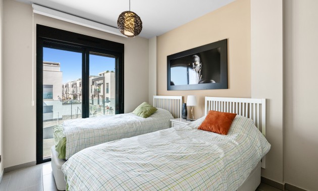 Herverkoop - Apartment - Orihuela Costa - La Zenia