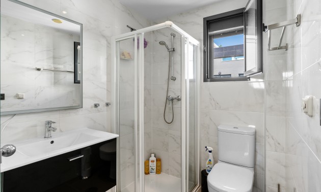 Herverkoop - Apartment - Orihuela Costa - La Zenia