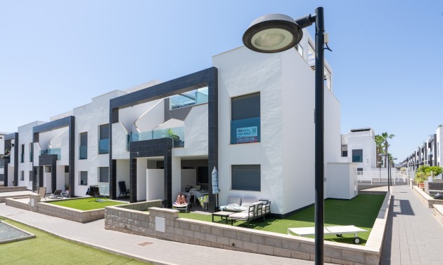 Herverkoop - Apartment - Orihuela Costa - La Zenia