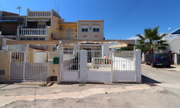 Herverkoop - Herenhuis - Torrevieja - Torretas