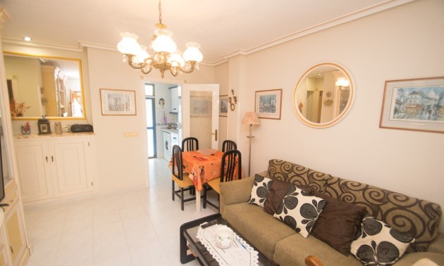 Herverkoop - Apartment - Torrevieja - La Veleta