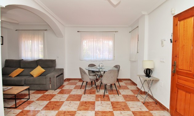 Resale - Townhouse - La Zenia