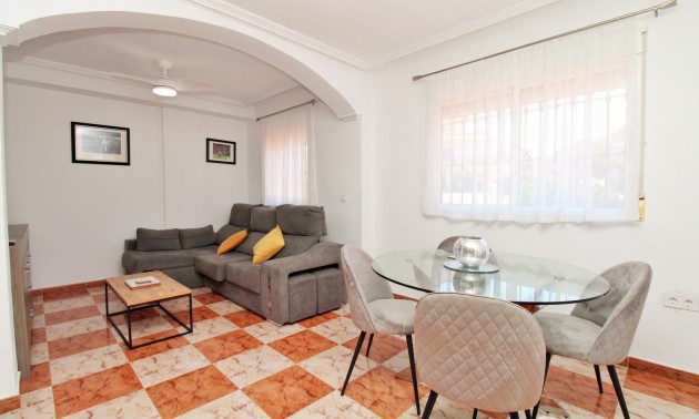 Resale - Townhouse - La Zenia