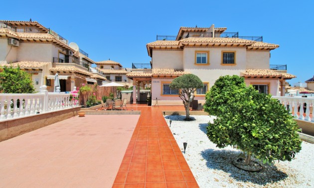 Resale - Townhouse - La Zenia