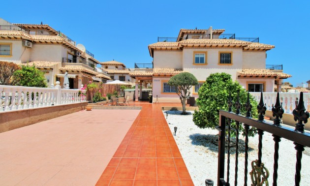 Resale - Townhouse - La Zenia