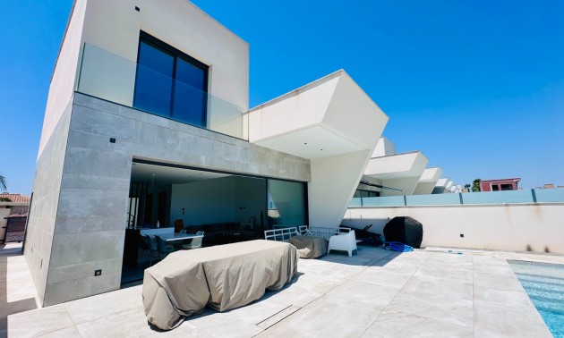Resale - Villa - Rojales