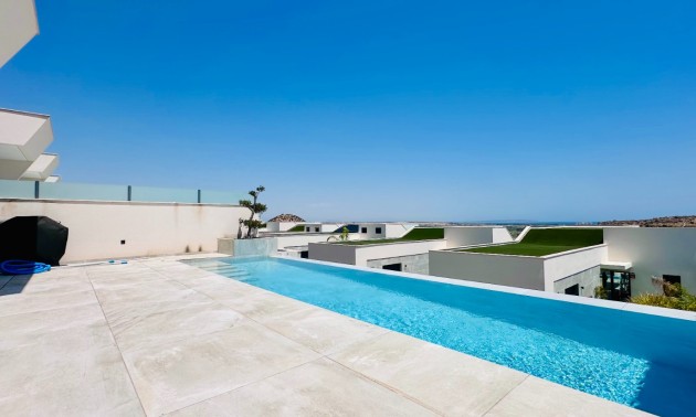 Resale - Villa - Rojales