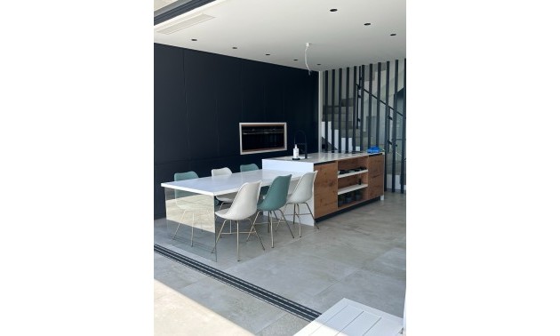 Resale - Villa - Rojales