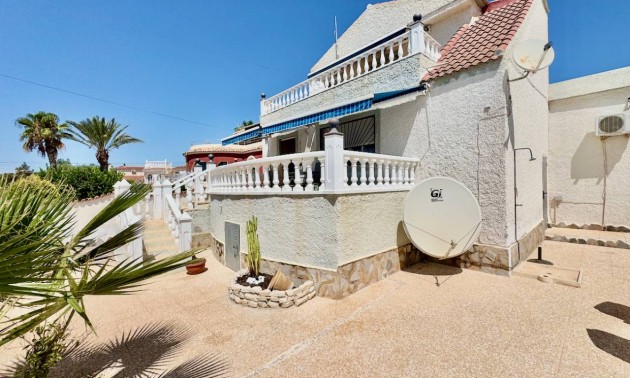 Herverkoop - Villa - Ciudad Quesada