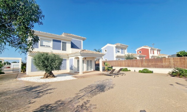 New Build - detached - Purias