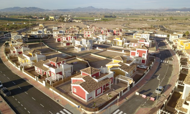 New Build - detached - Purias