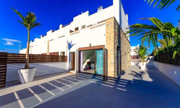Nouvelle construction - terraced - Pilar de la Horadada